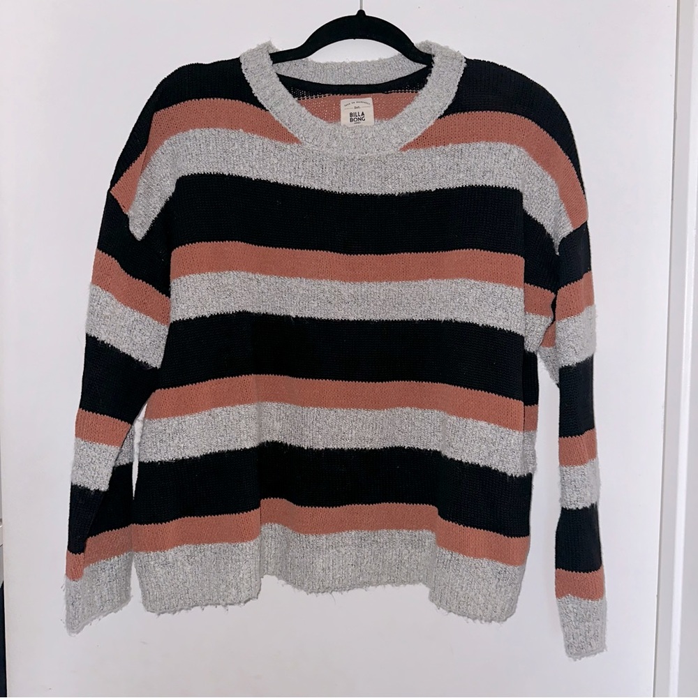 Women’s Billabong sweater